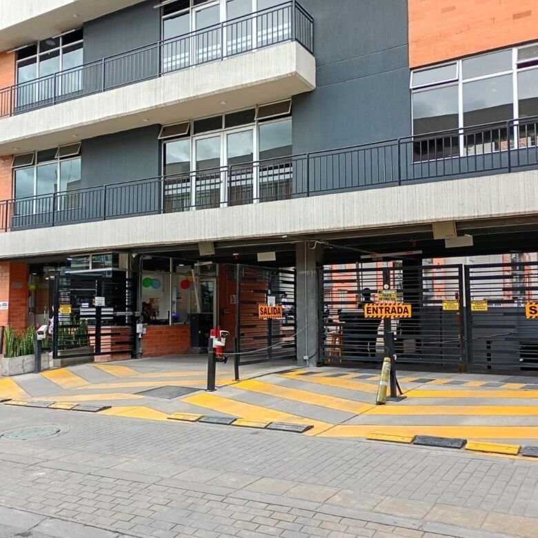 Apartamento en venta en Centenario, Fontibón, Bogotá - foto 12
