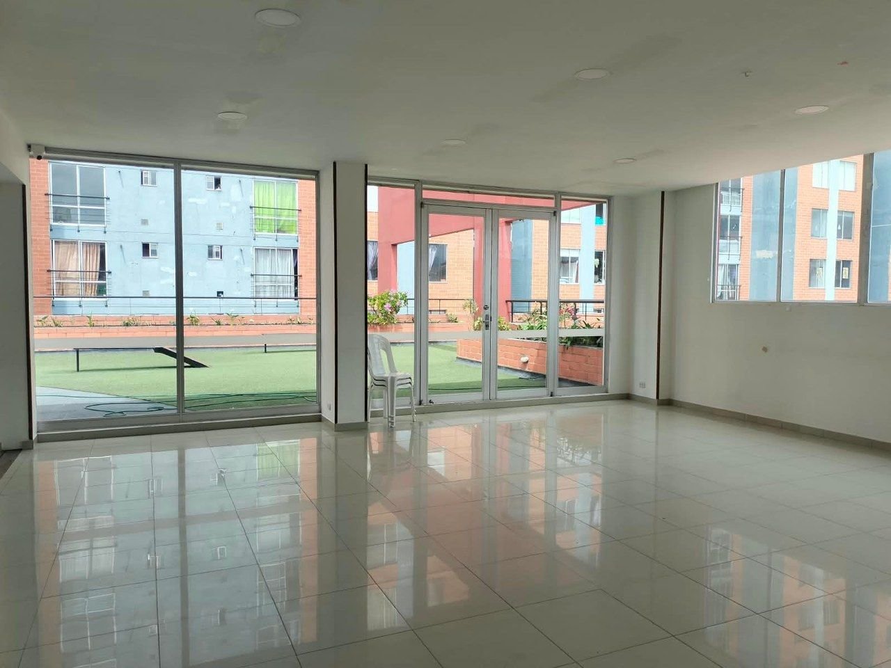 Apartamento en venta en El Castillo, Kennedy, Bogotá - foto 33