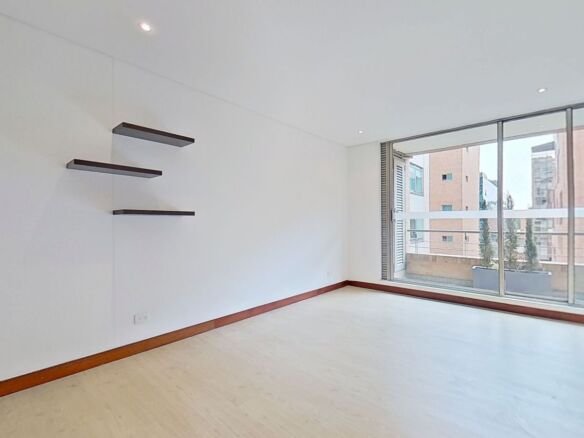 Apartamento en venta en El Chico, Chapinero, Bogotá - foto 1