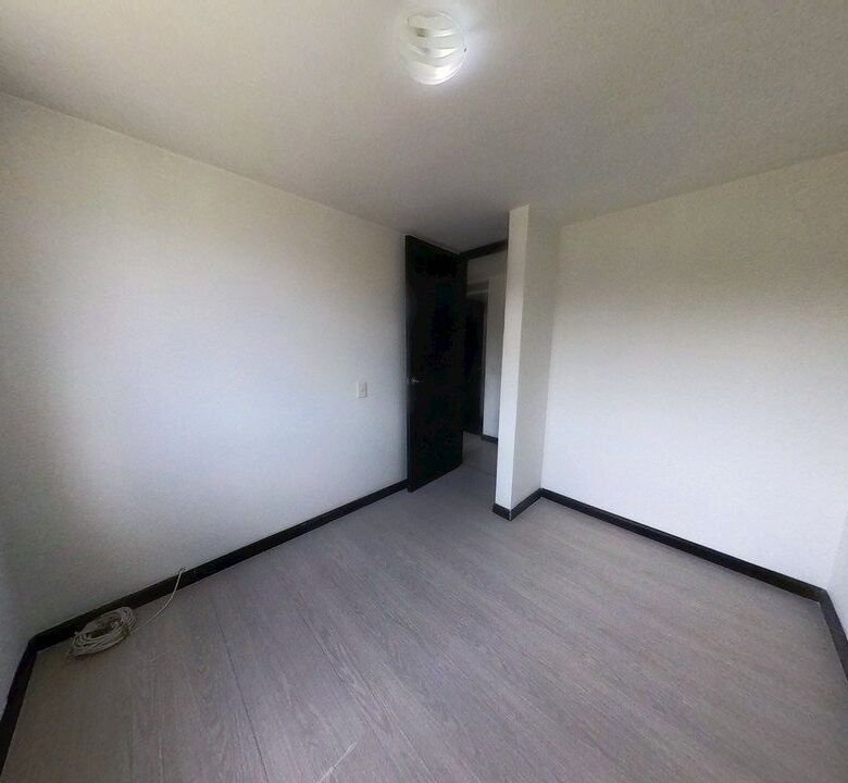 Apartamento en venta en El Ensueño, Ciudad Bolívar, Bogotá - foto 7
