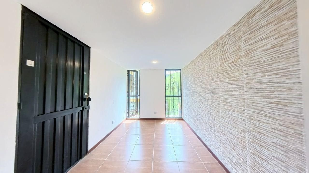 Apartamento en venta en El Triunfo, Santa Fe, Bogotá – foto 1 Apartamento en venta en El Triunfo, Santa Fe, Bogotá - foto 1
