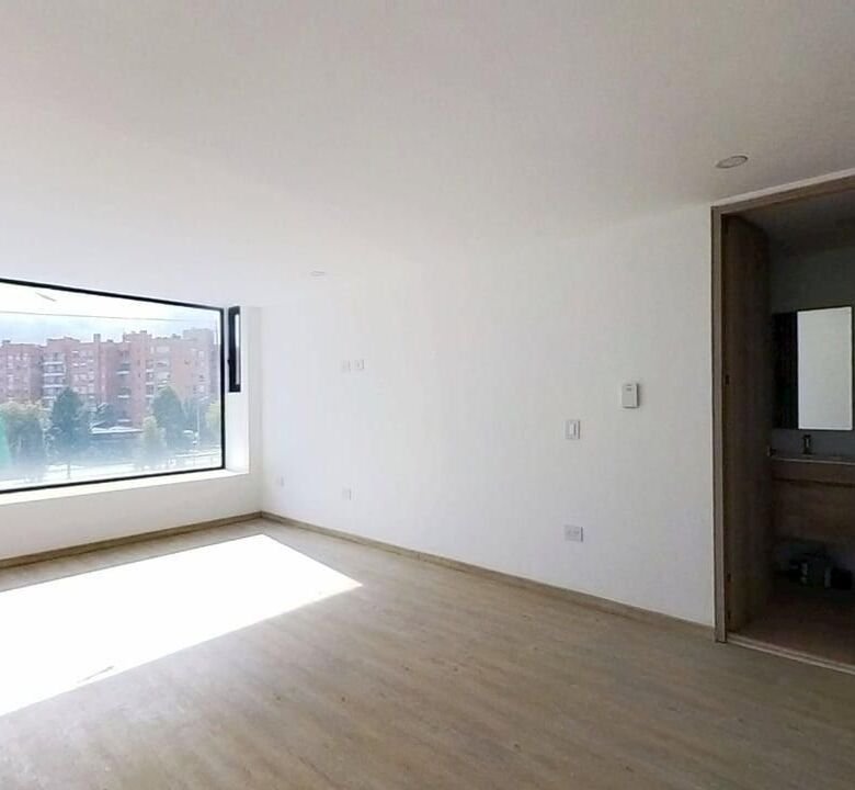 Apartamento en venta en Julio Florez, Suba, Bogotá - foto 2