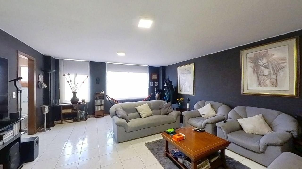 Apartamento en venta en La Castellana, Barrios Unidos, Bogotá - foto 1