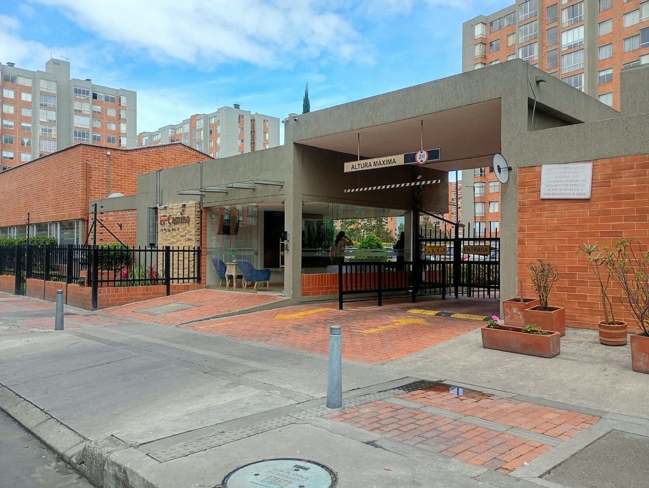 Apartamento en venta en La Felicidad, Fontibón, Bogotá - foto 15