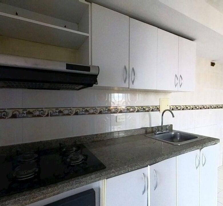 Apartamento en venta en La Paz, Kennedy, Bogotá - foto 4