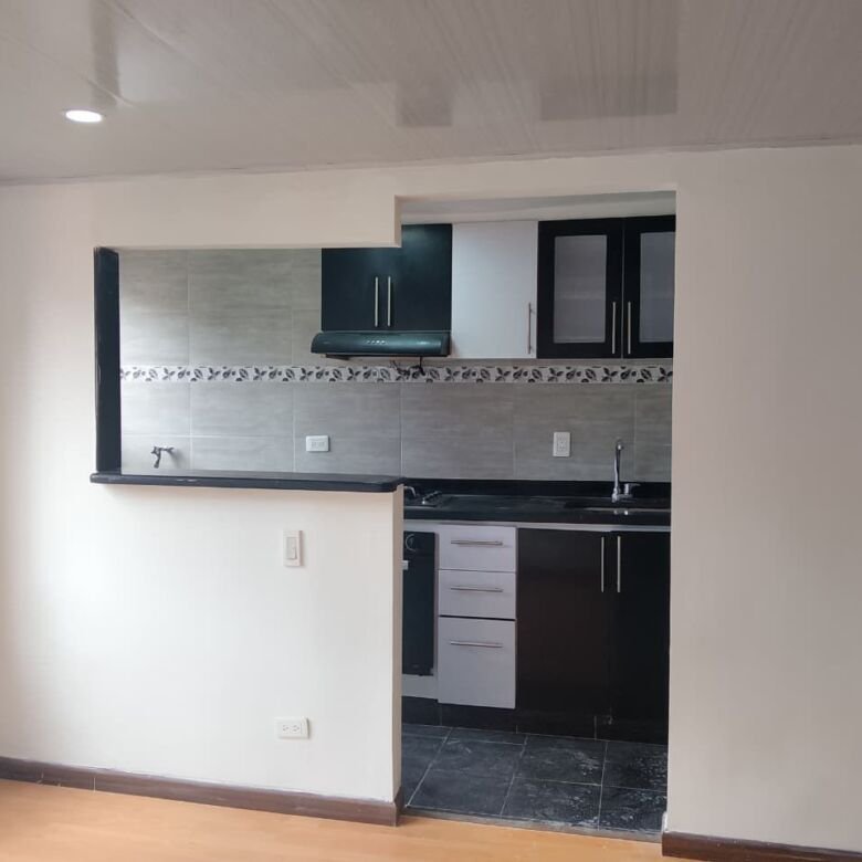 Apartamento en venta en Las Brisas, San Cristóbal, Bogotá - foto 4