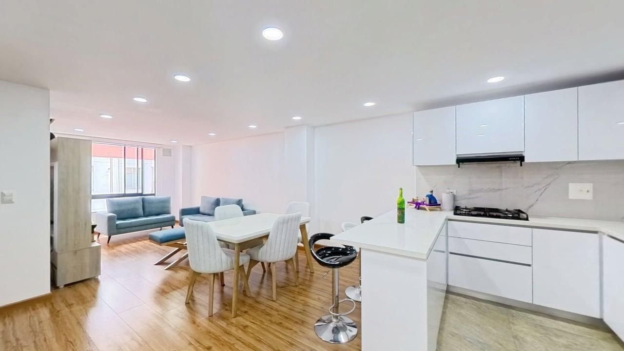 Apartamento en venta en Los Cedritos, Usaquén, Bogotá - foto 1