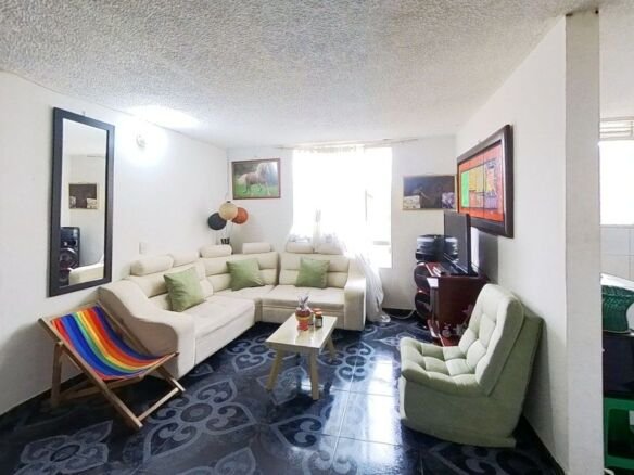Apartamento en venta en Los Laureles, Bosa, Bogotá - foto 1