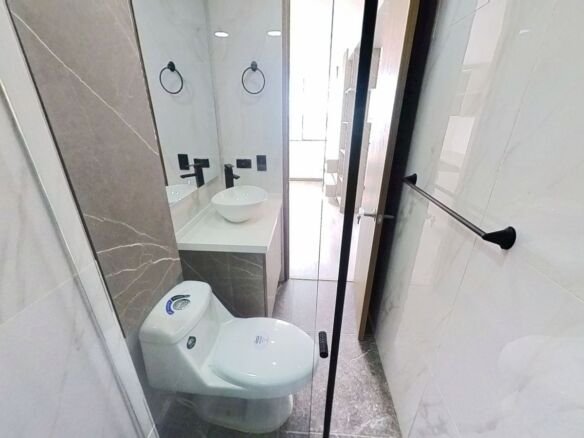 Apartamento en venta en Montevideo, Fontibón, Bogotá - foto 1