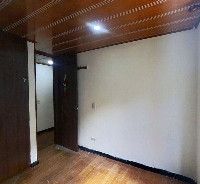 Apartamento en venta en Peñon del Cortijo, Ciudad Bolívar, Bogotá - foto 8