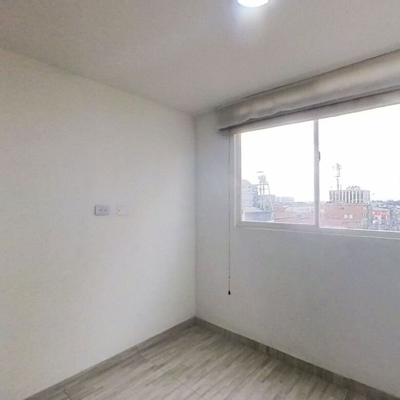 Apartamento en venta en Ricaurte, Los Mártires, Bogotá - foto 4