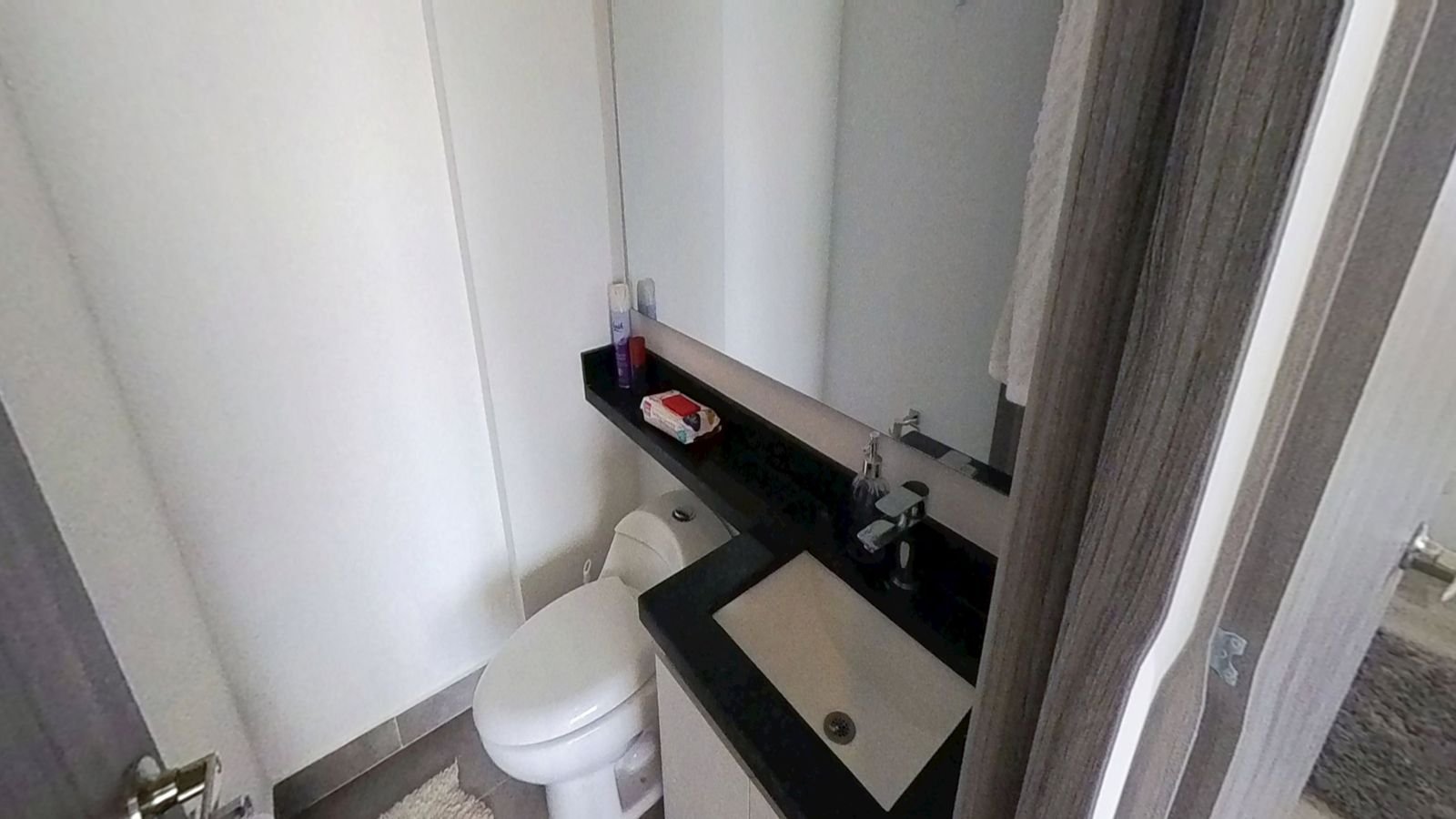 Apartamento en venta en San Victorino, Los Mártires, Bogotá - foto 13