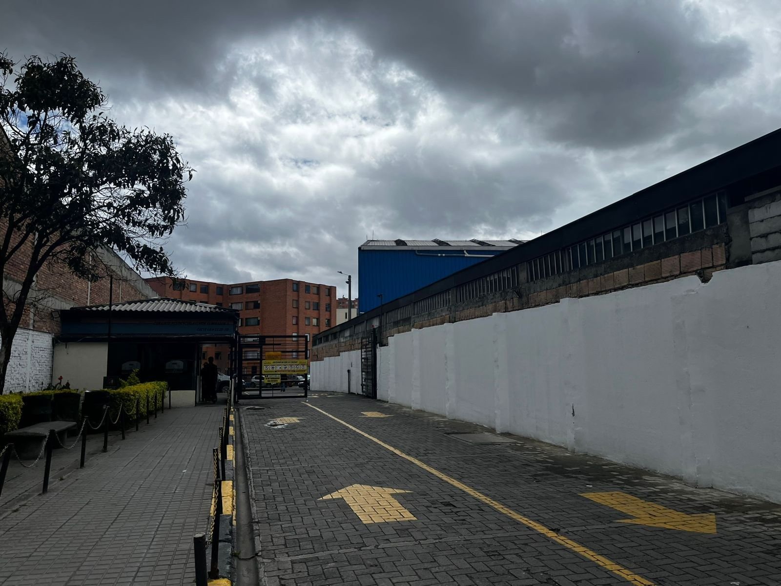 Apartamento en venta en Villa Gladys, Engativá, Bogotá - foto 13