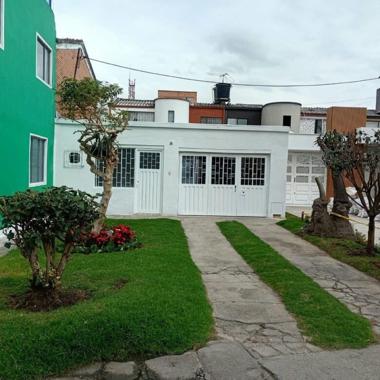 Casa en venta en Álamos Norte, Engativá, Bogotá - foto 17