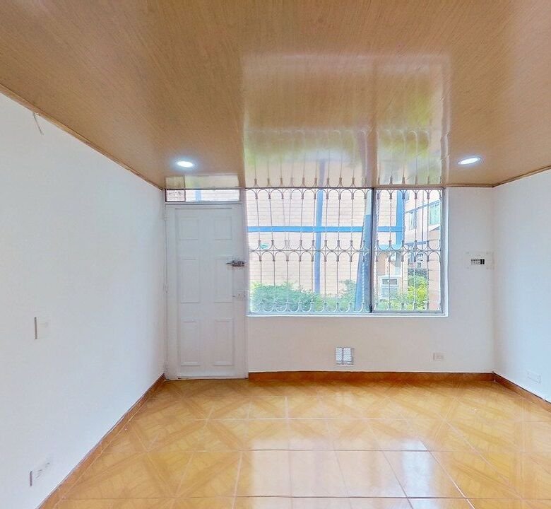 Casa en venta en Calandaima, Kennedy, Bogotá - foto 4