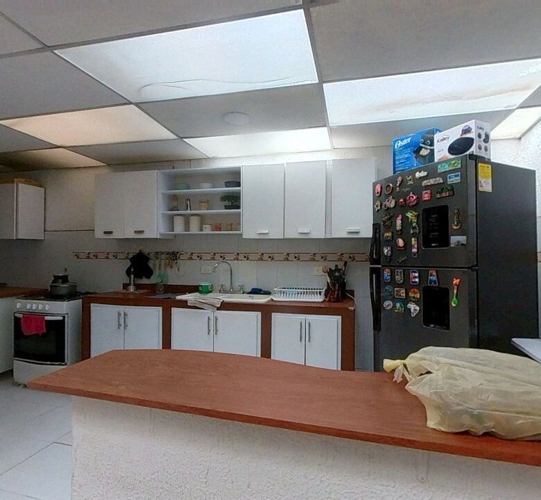 Casa en venta en Las Ferias, Engativá, Bogotá - foto 4