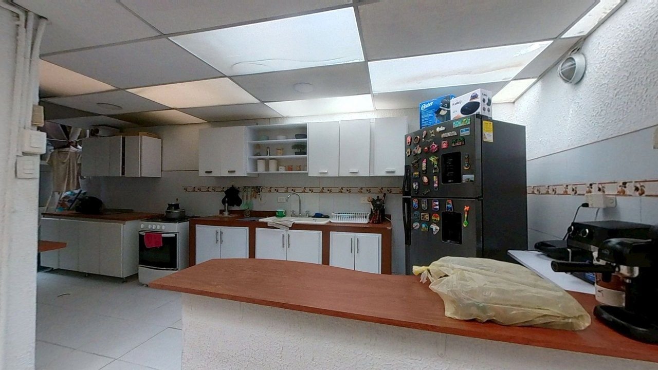 Casa en venta en Las Ferias, Engativá, Bogotá - foto 4